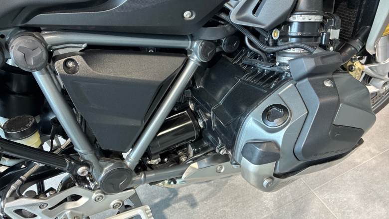 (23MY) BMW R1250 R SE